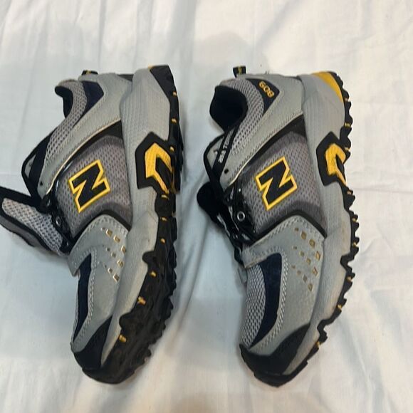 New Balance‎ All Terrain Trail Running Shoes 809 M809AT Men's Gray Yellow Size 5 - Picture 2 of 11
